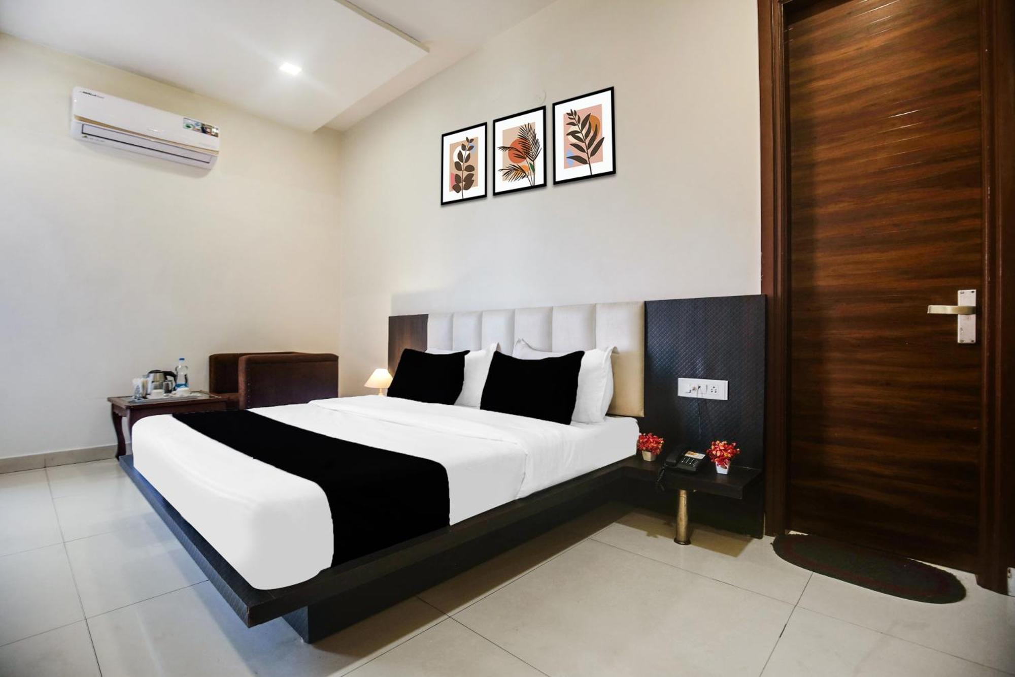 Super Collection O Near Railway Station 3* Amritsar