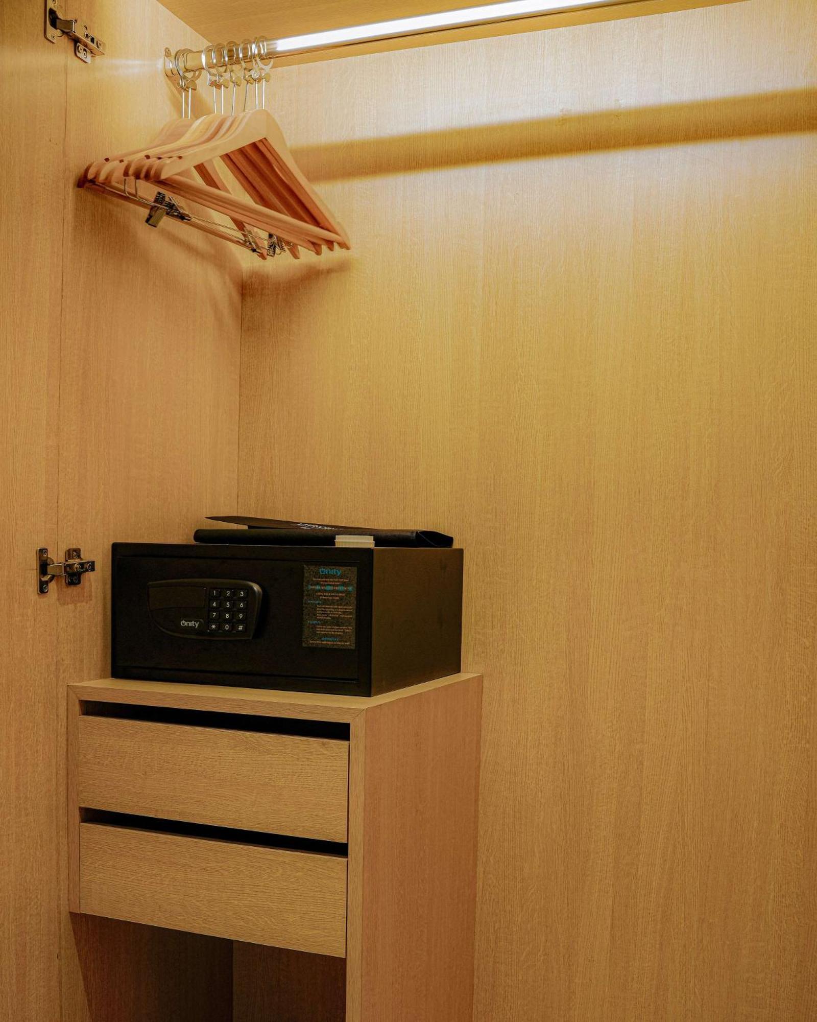 Hotel Western Ah1 4*