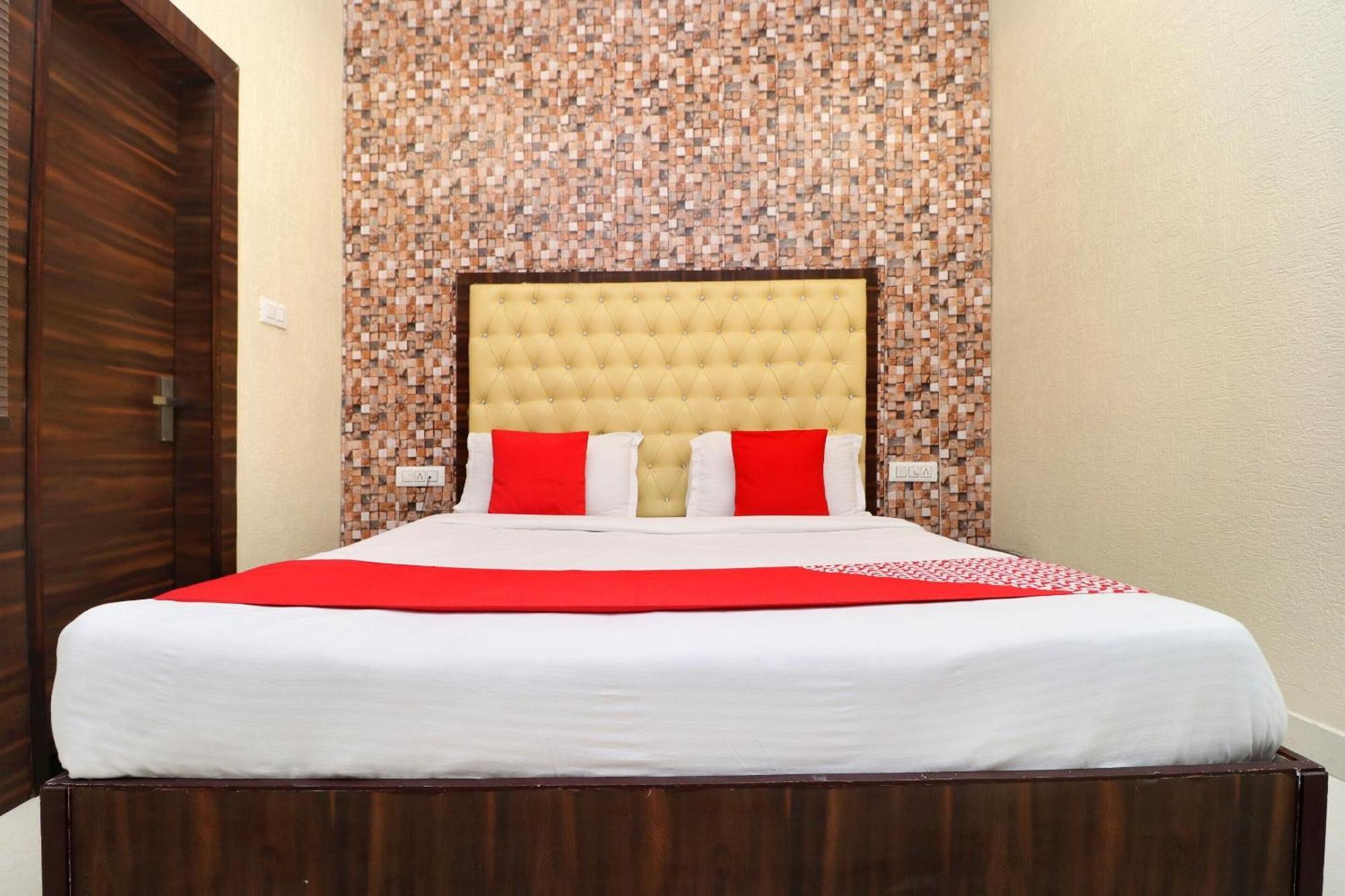O Azaad Lifestyle Hotel Amritsar