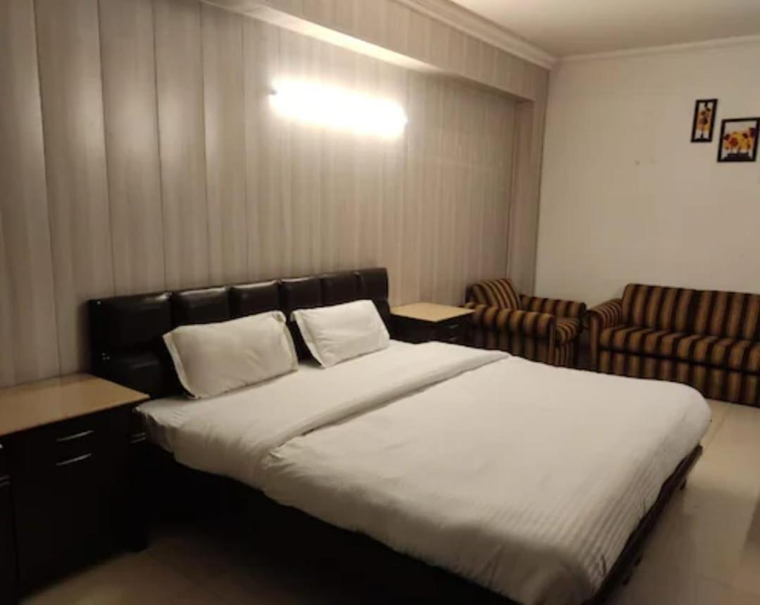 R S Residency Hotel Amritsar