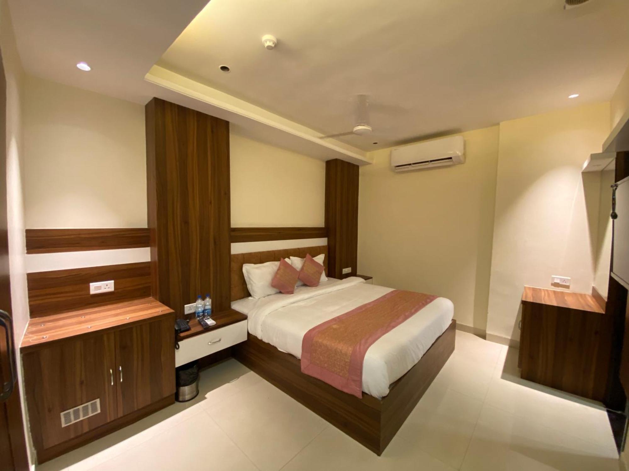 Blueberry Hotel Amritsar