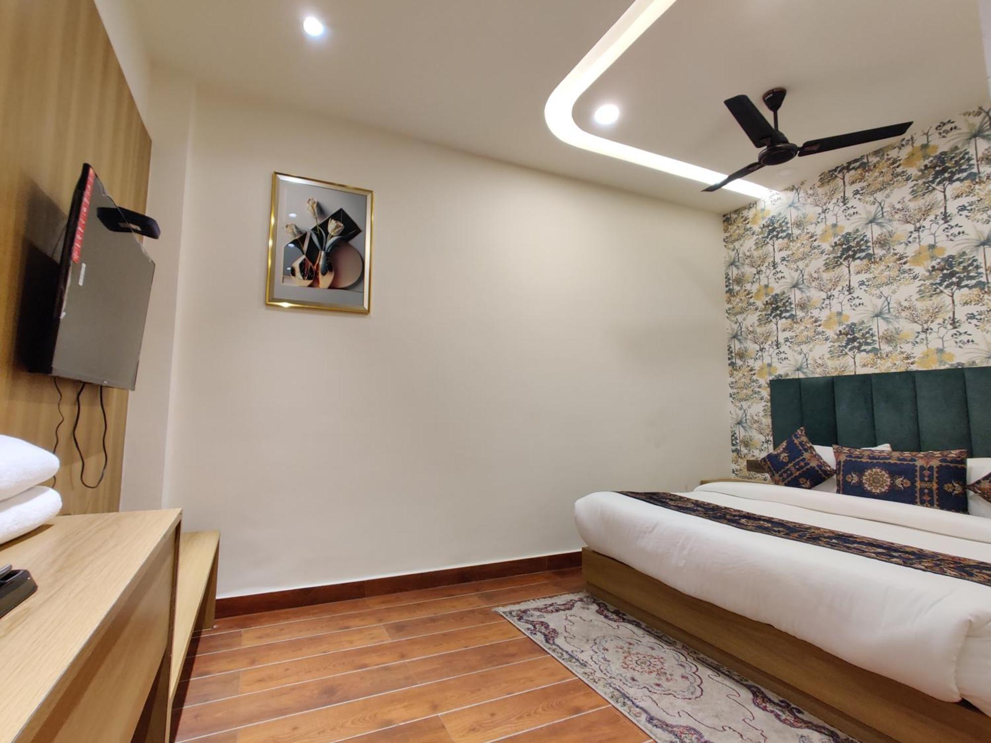 Hotel Platinum