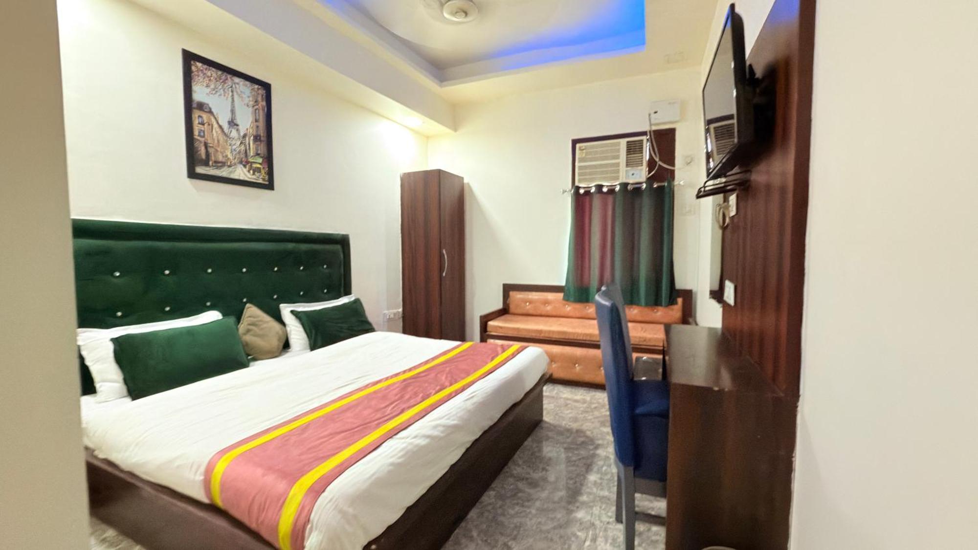 Hotel Golden Gsc Amritsar