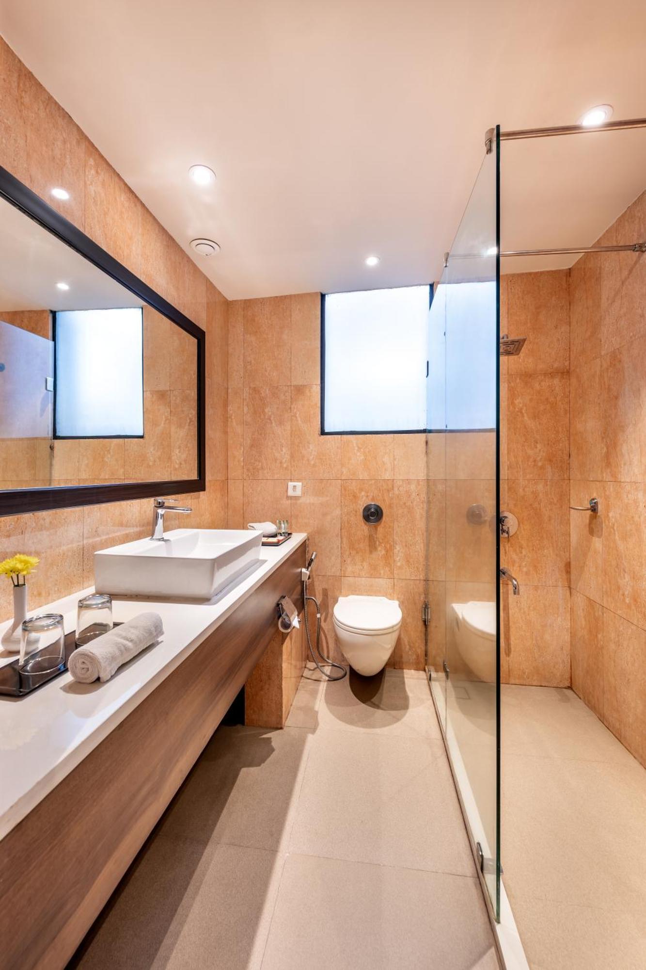 Hotel Comfort Alstonia 4*