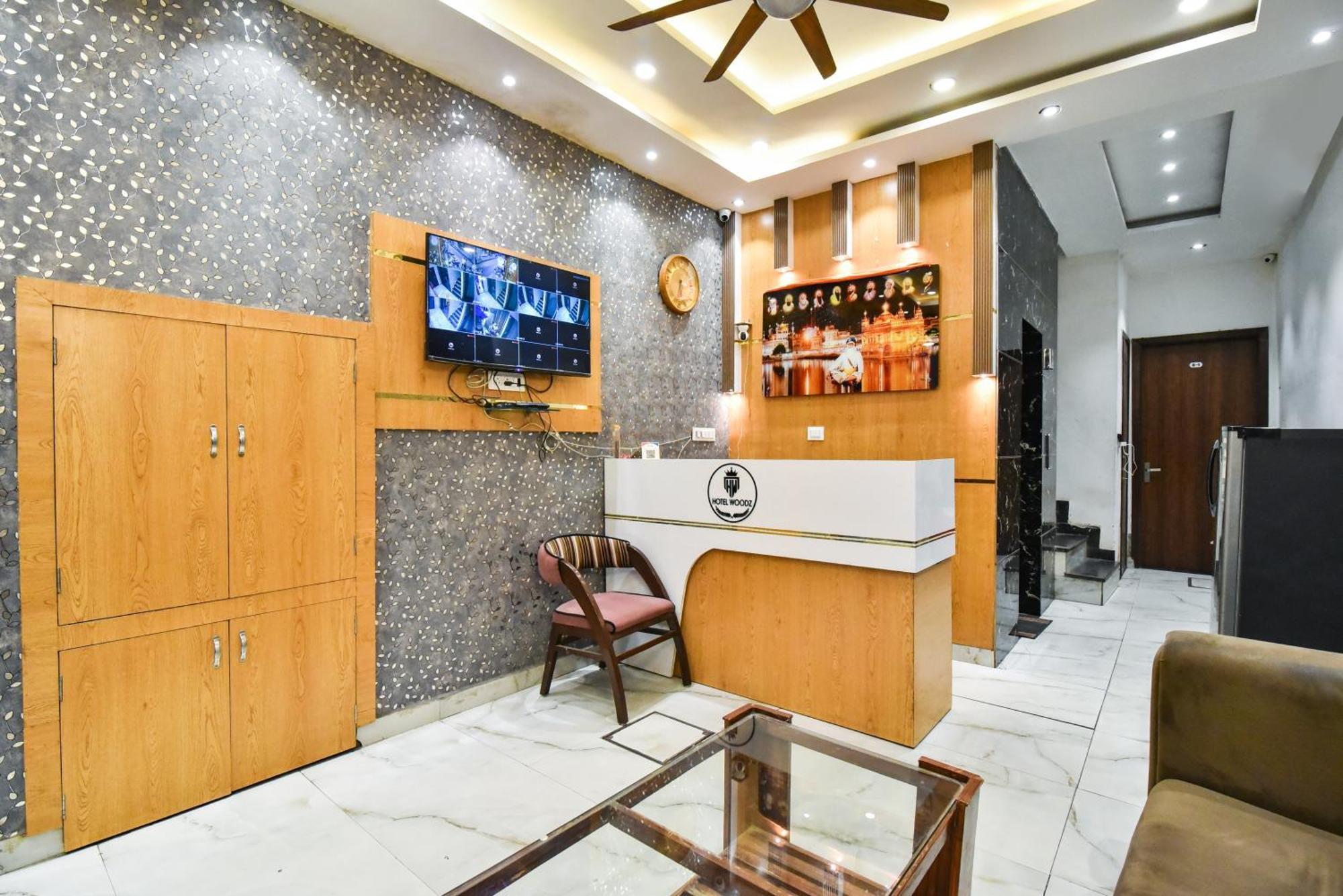 Woodz Hotel 4*