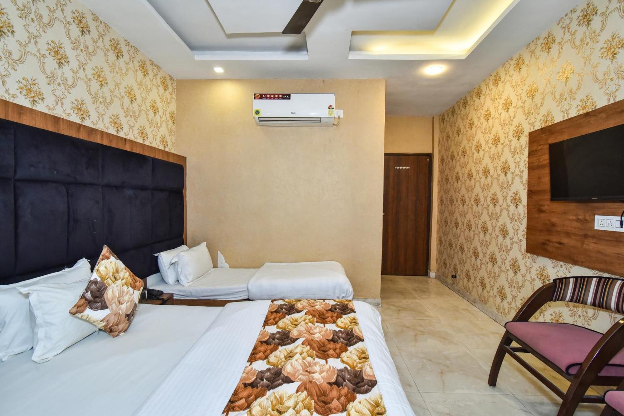 Woodz Hotel Amritsar
