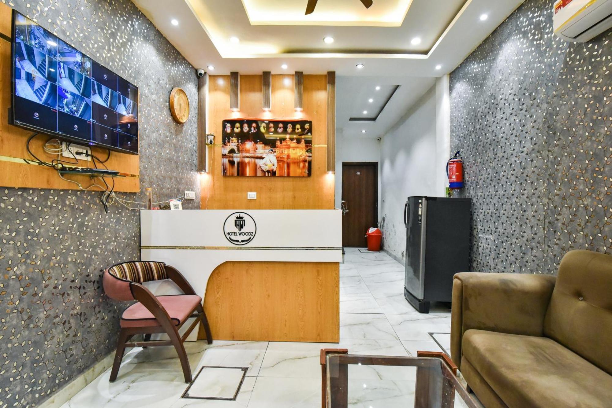 Hotel Woodz Amritsar