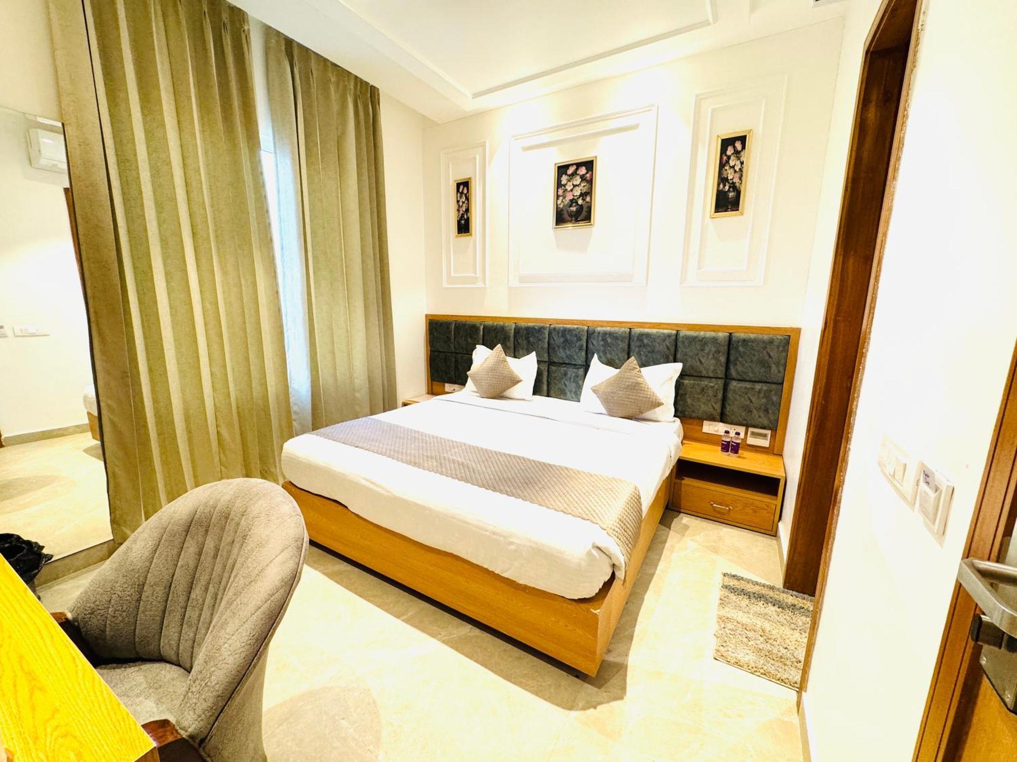 Mj Marriots - Just 3 Mins From Golden Temple Hotel 4*