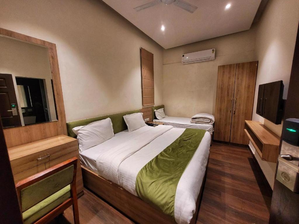 Dua Grand By Dua Hospitality -300 Meters From Golden Temple