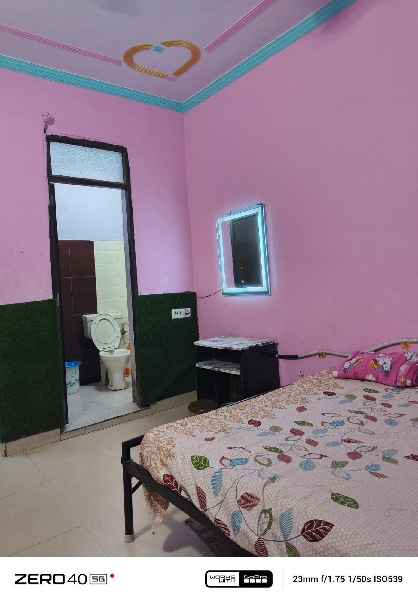 Guest house Sidhu Double Bed Attach Bathroom
