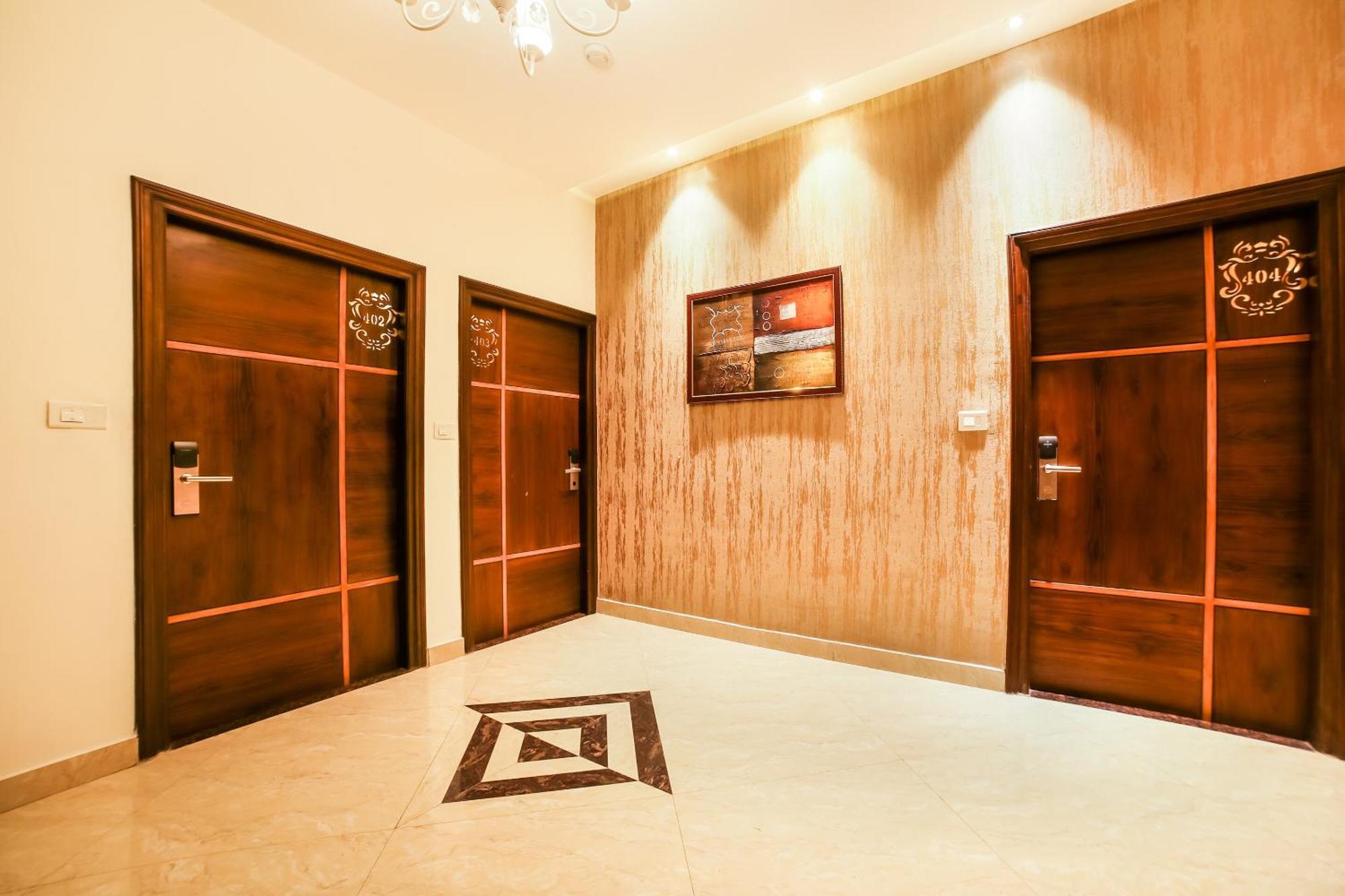 Capital O 38688 Royal Shelaton 3* Amritsar