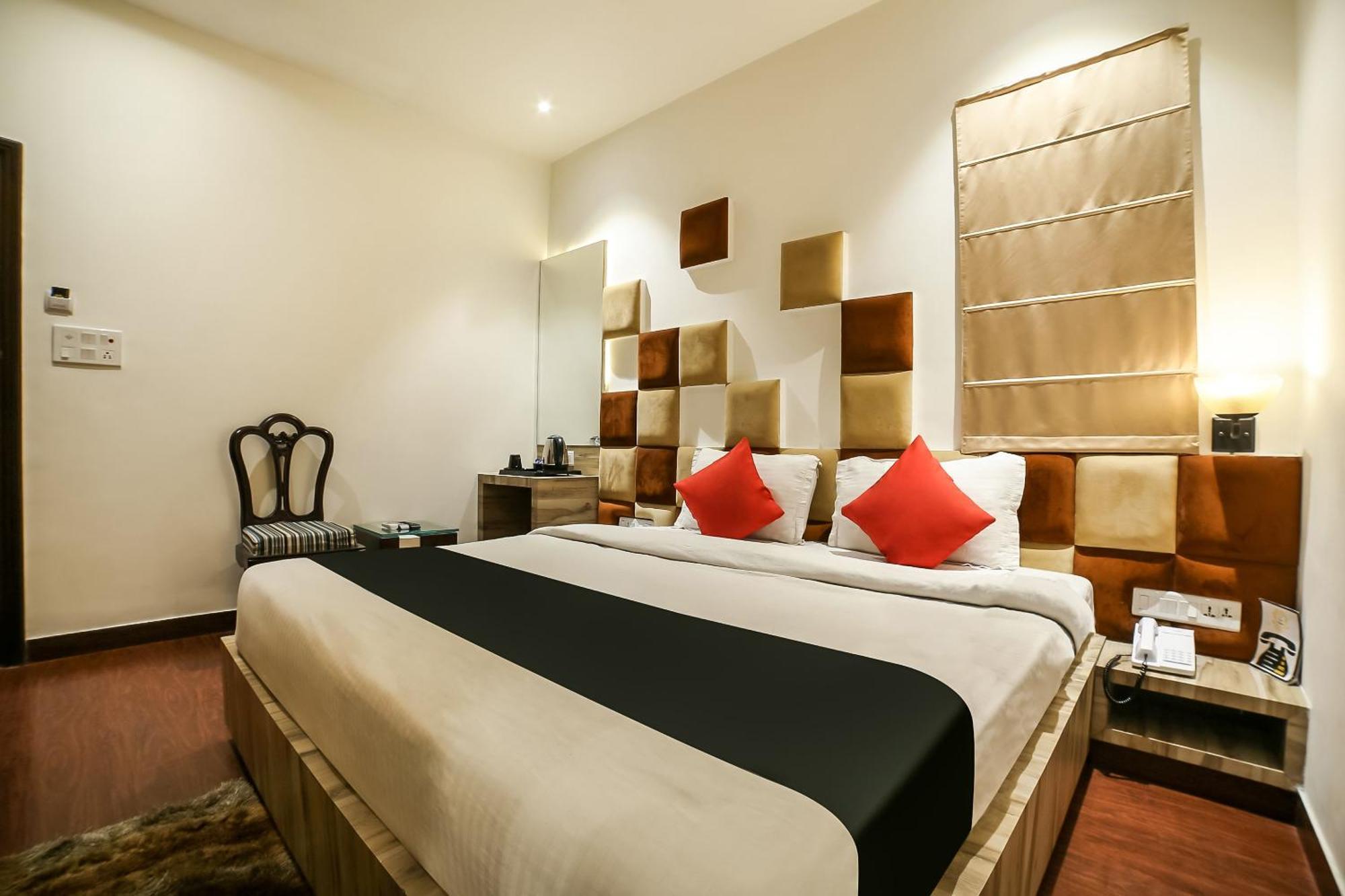 Hotel Capital O 38688 Royal Shelaton Amritsar