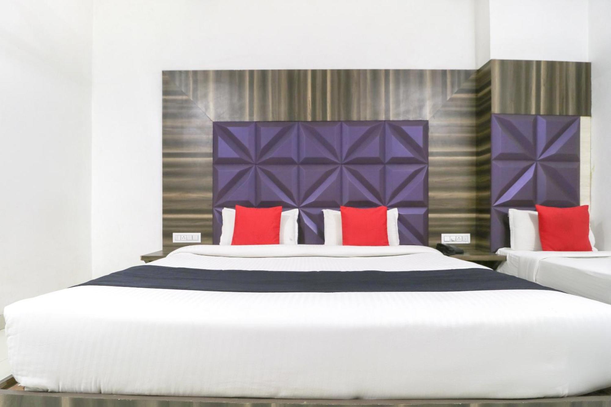 Oyo 77326 Hotel Royal View 3* Amritsar