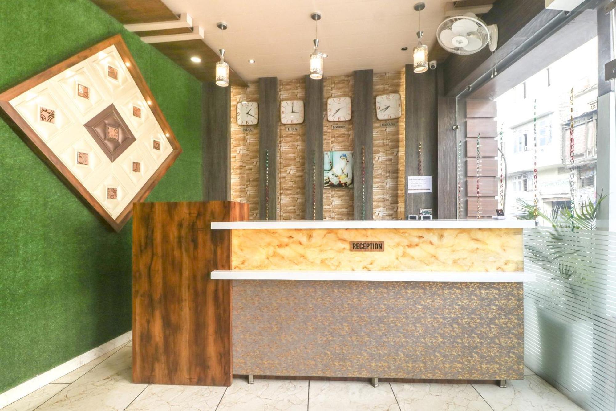 Hotel Oyo 77326 Hotel Royal View Amritsar