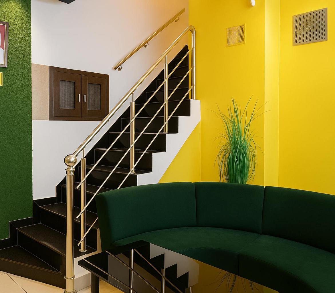 Homestay Tirathsheela *