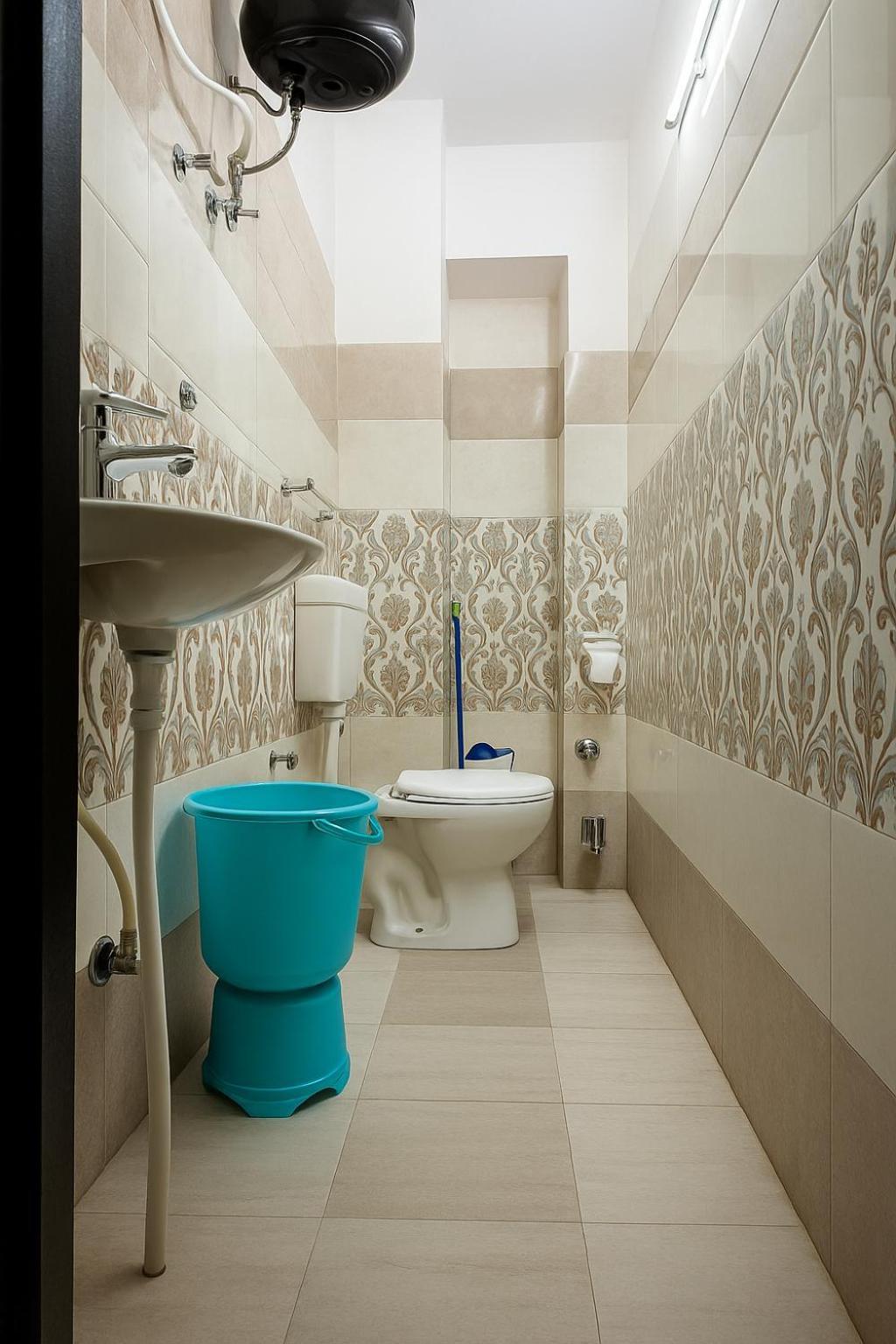 Homestay Tirathsheela