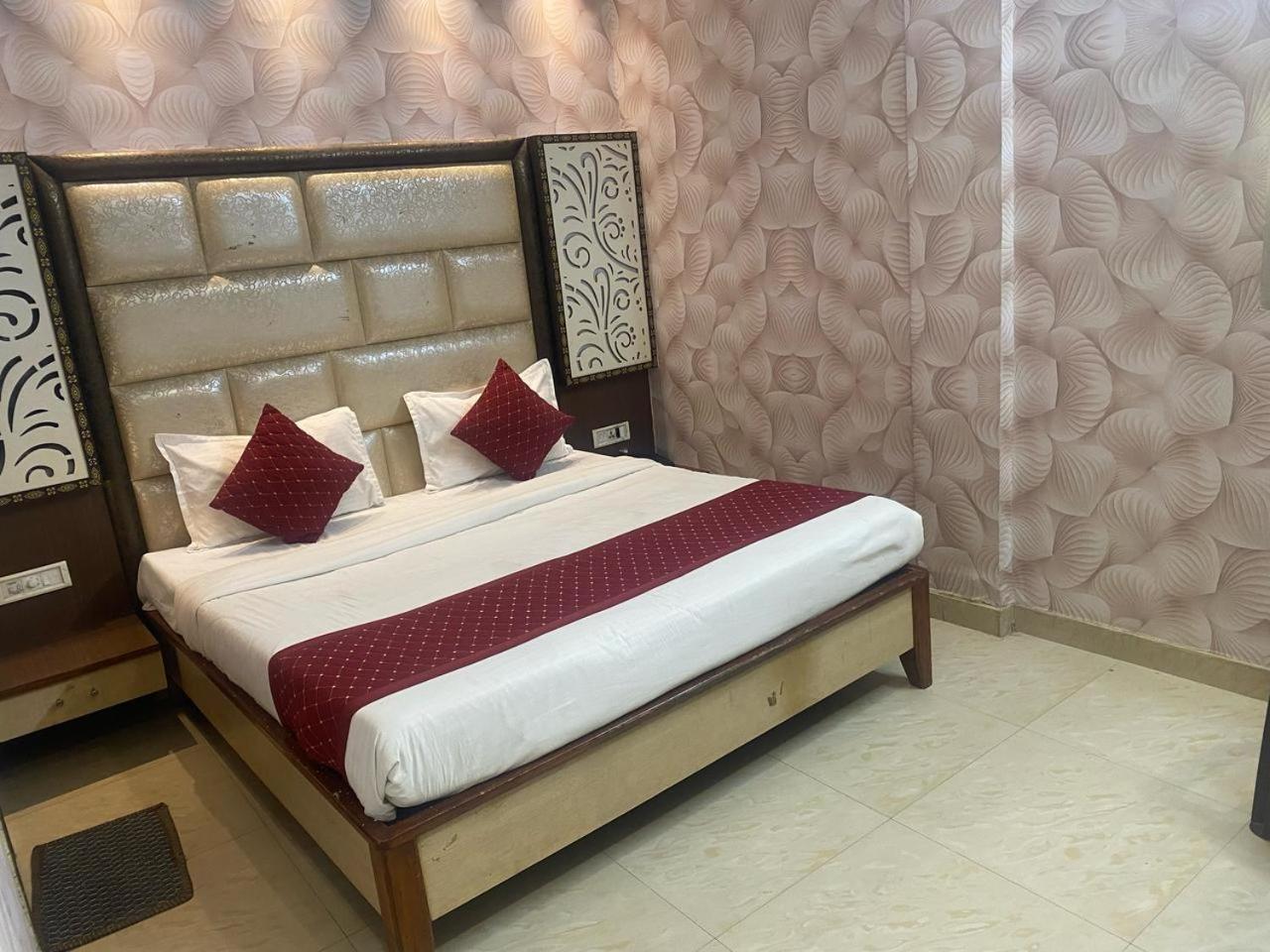 Robin 3* Amritsar