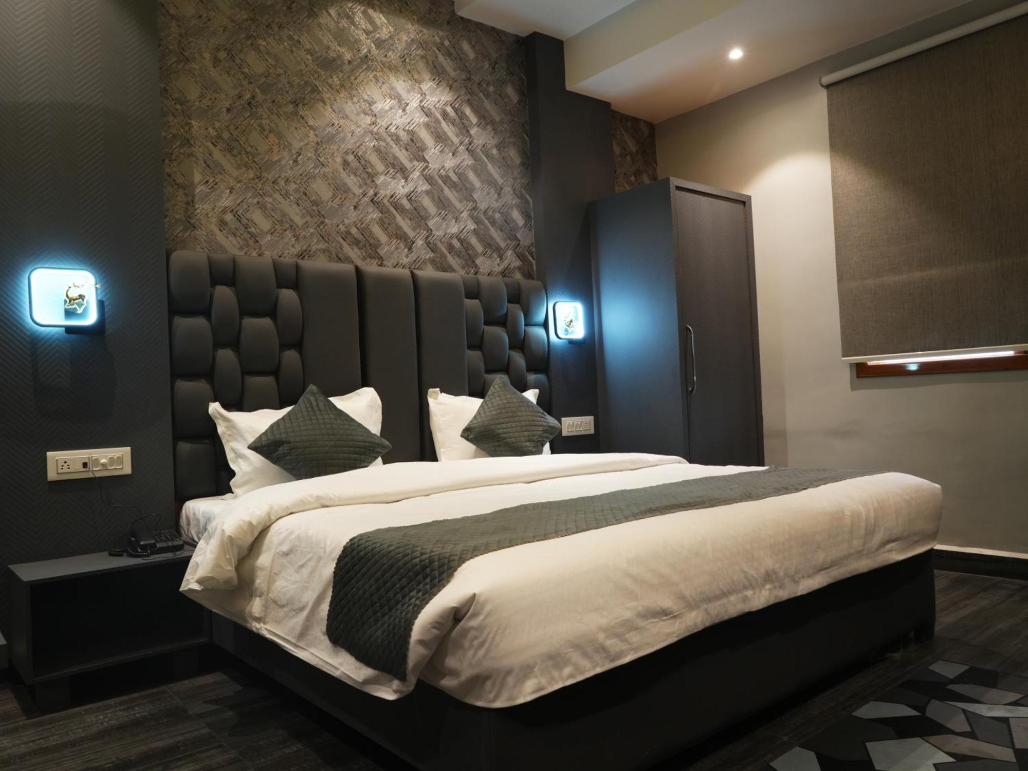 Sky Star Hotel 3*