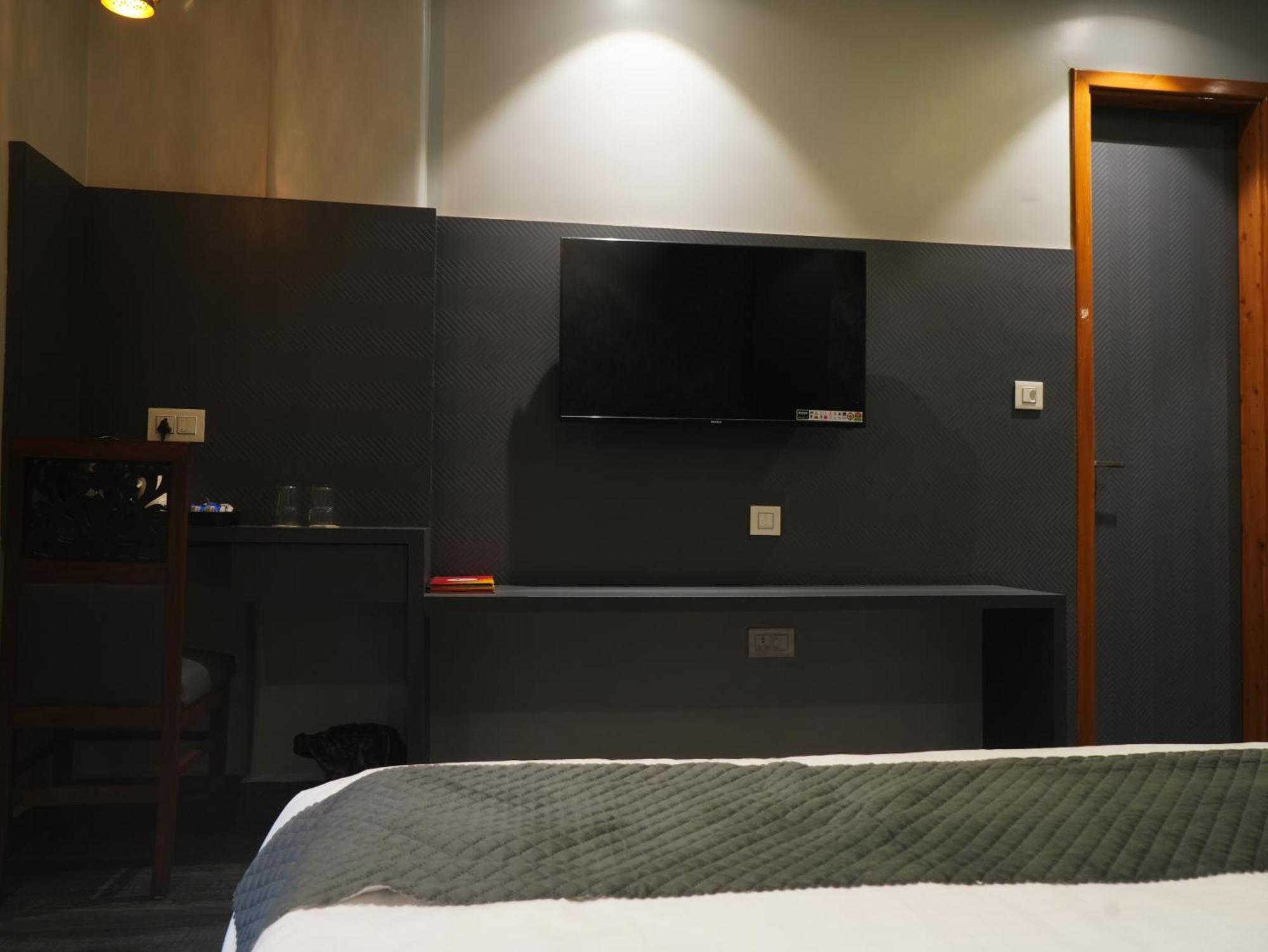 Sky Star Hotel 3*