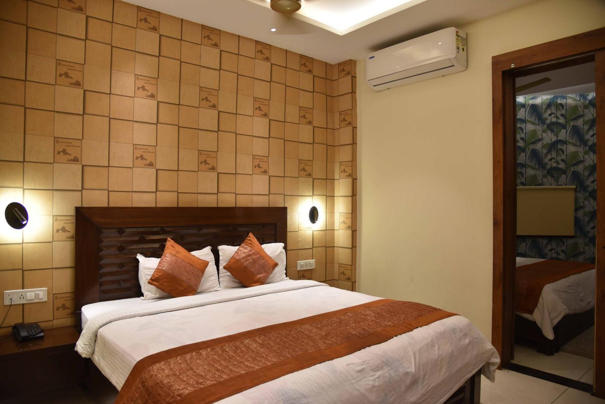 Hotel Sky Star 3*