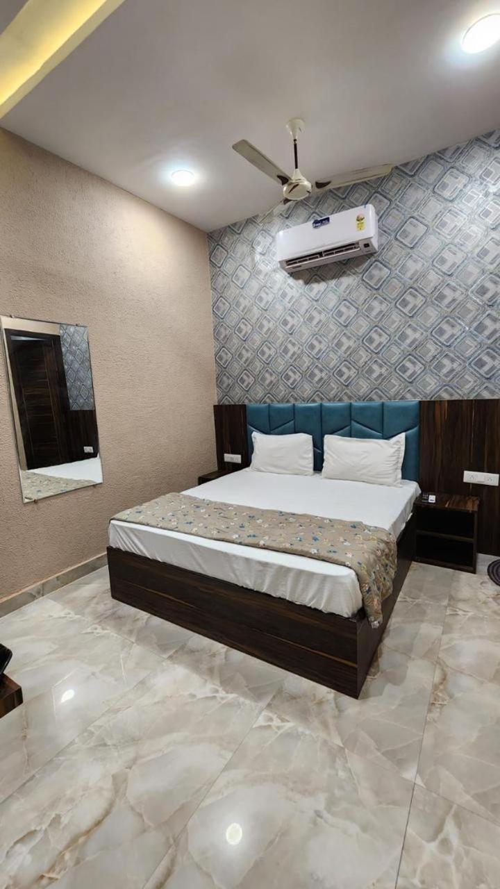 Ar -5 Mint Walk From Golden Temple Bed & Breakfast 3*