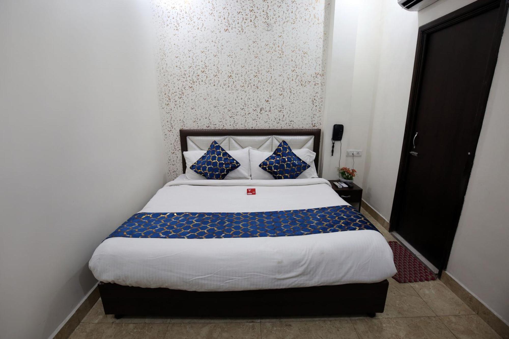 Super O Rich Hotel 3*