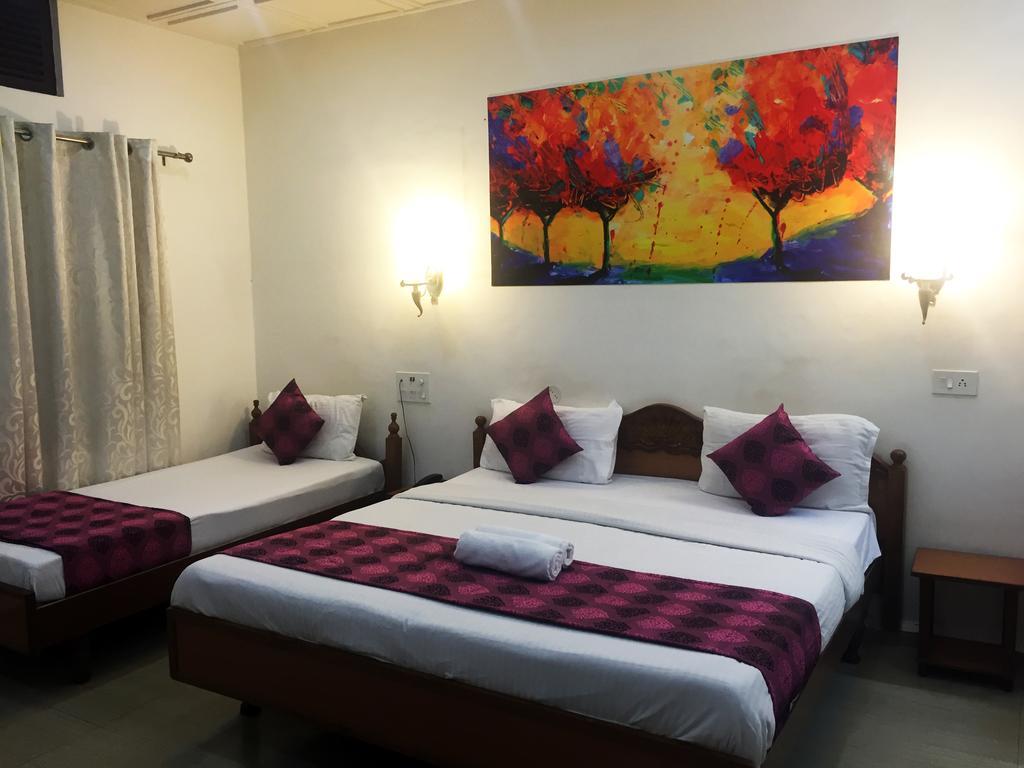 Veenus International Bed & Breakfast 2*