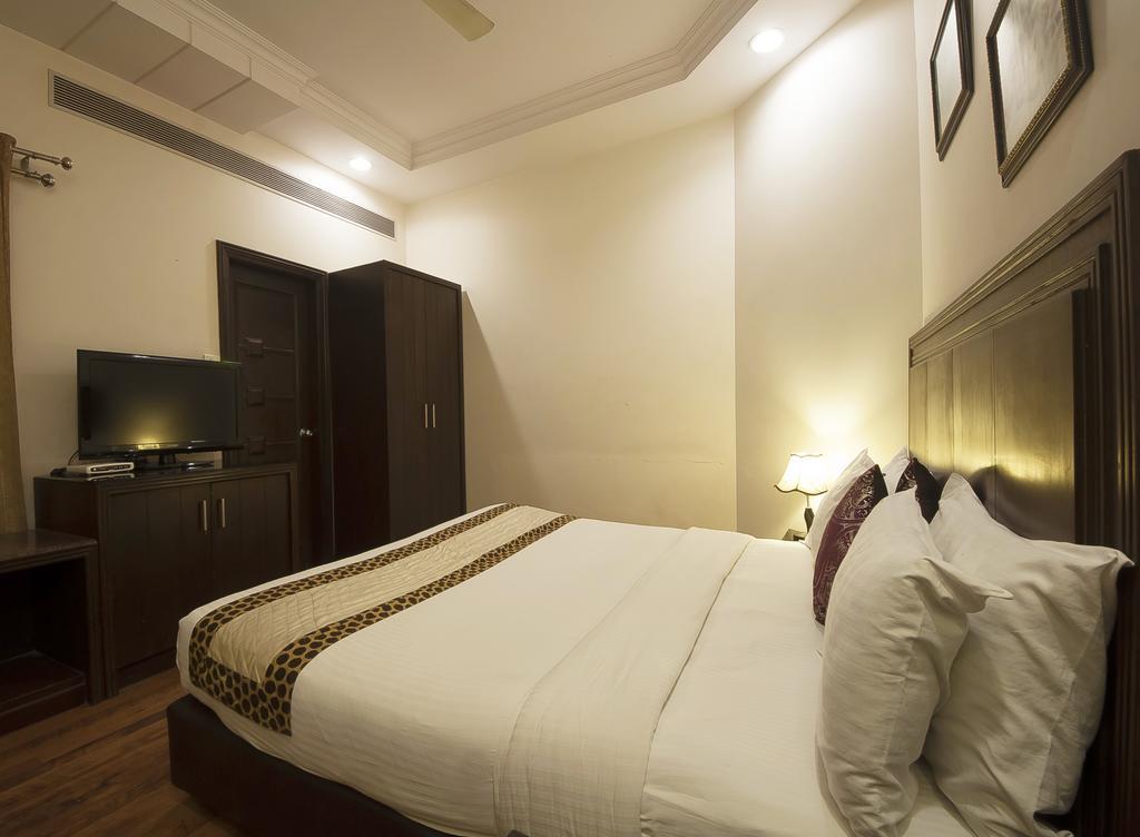 Hotel Prems Paradise
