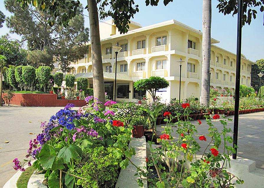 Ritz Plaza Hotel Amritsar