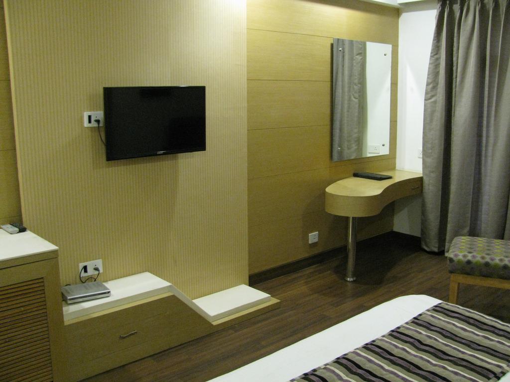 Royal Castle Hotel 3*