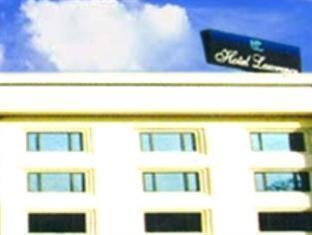 Hotel Lawrence 3*