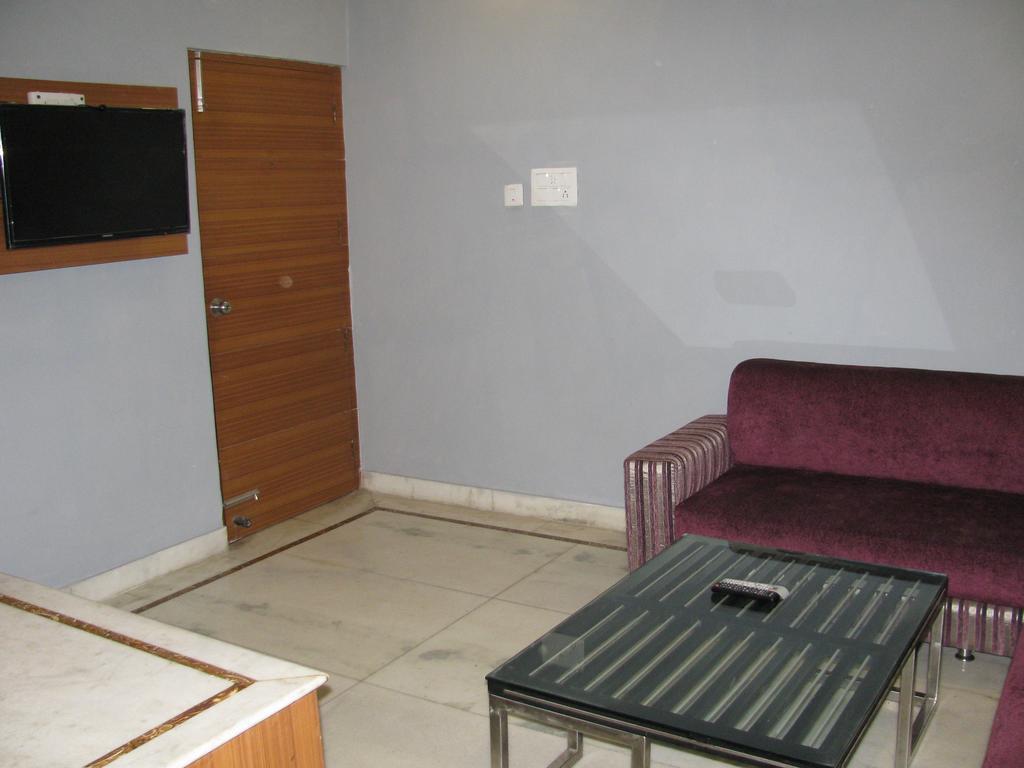 Royal Castle Hotel