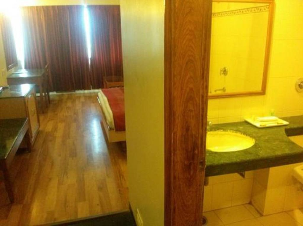 Surya Residency 3*