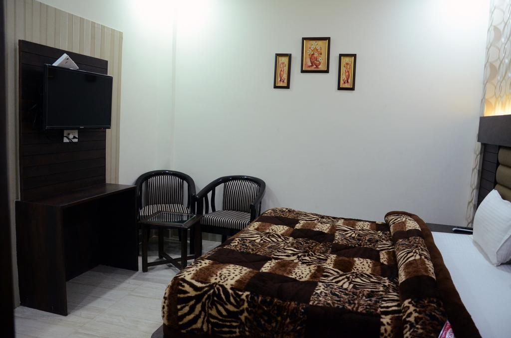 Hotel The Grand Galaxy Amritsar