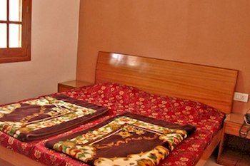 Fabhotel Basera Amritsar