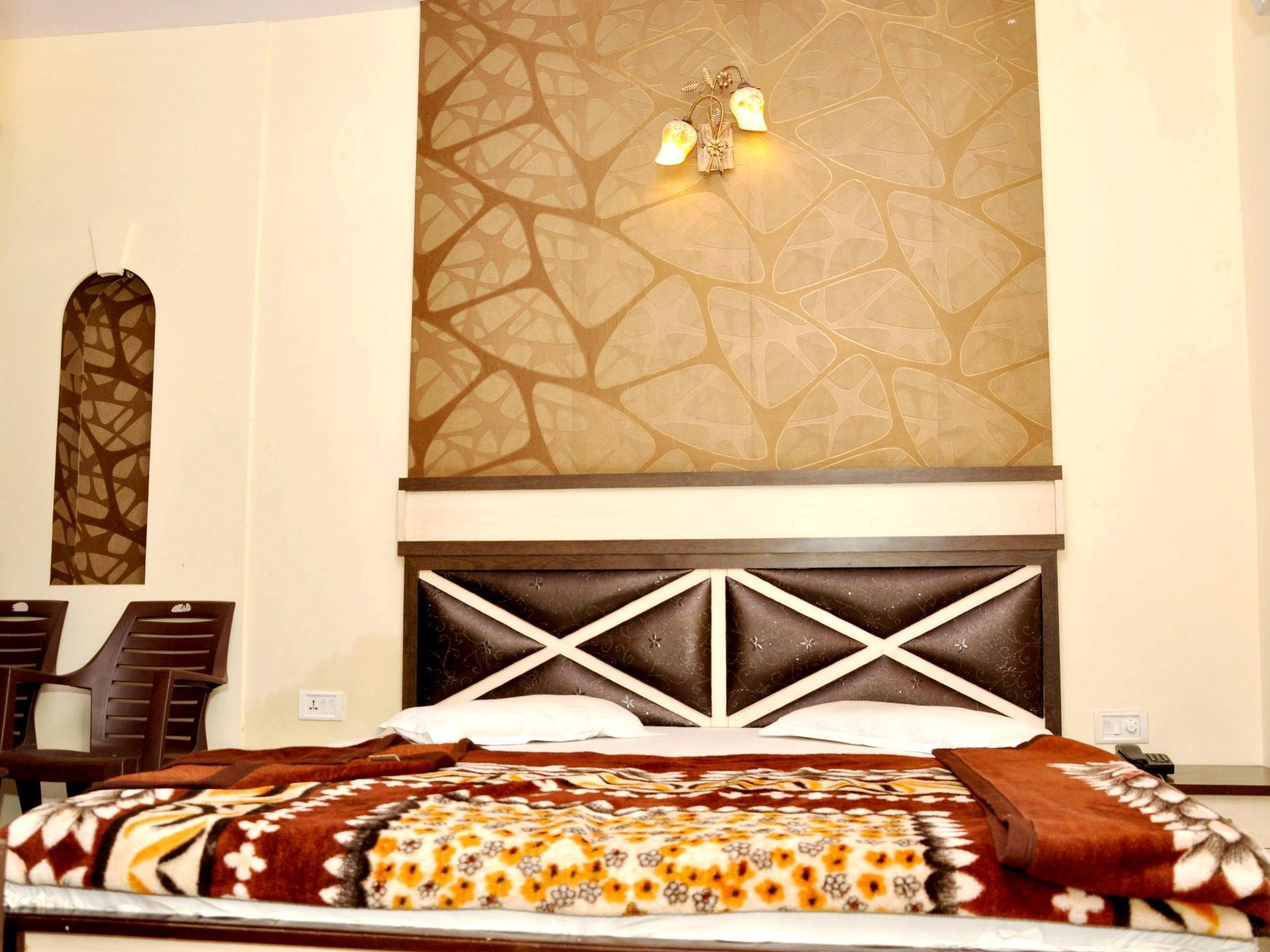 Robin Hotel 3*