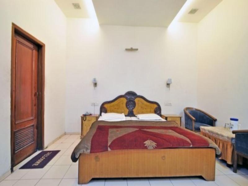 O Queensland Hotel 3*