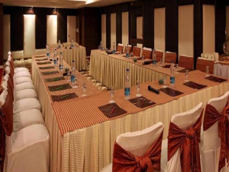Regenta Place 4*