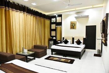 Capital O 4087 Akaal Residency Hotel Amritsar