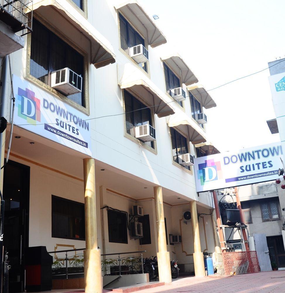 Downtown 3*