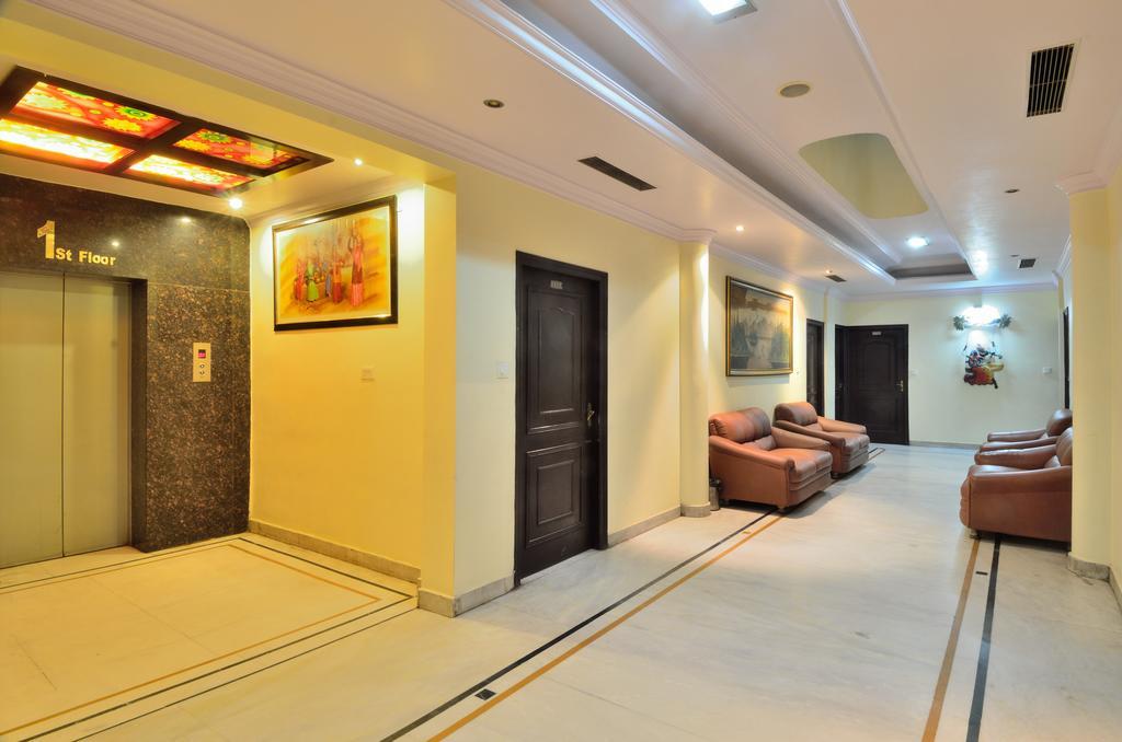 Roopa International 3* Amritsar
