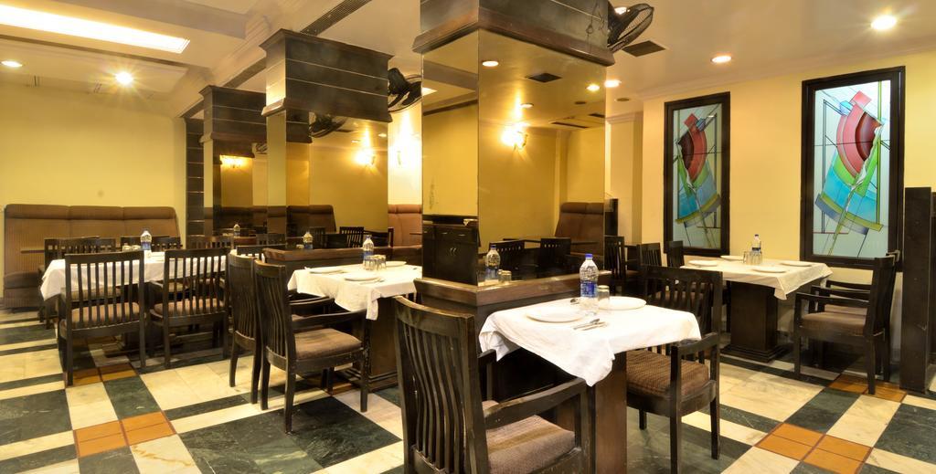 Hotel Roopa International Amritsar