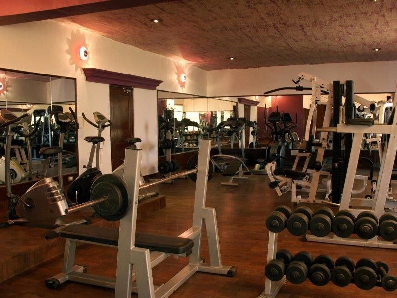 Regenta Place Hotel 4*