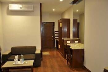 Fabhotel Basera