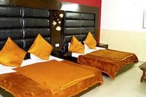 Hotel Shiraz Continental Amritsar