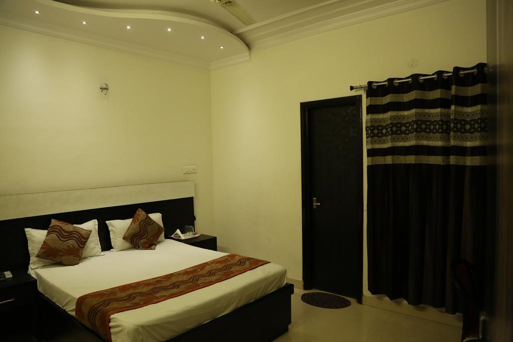 New Ss Residency Hotel Amritsar