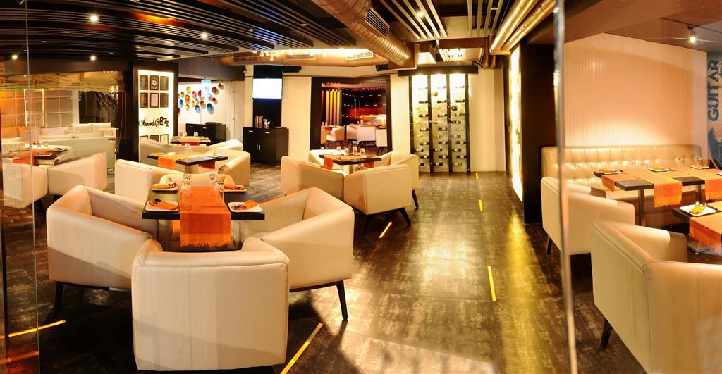 Regenta Place Hotel 4*