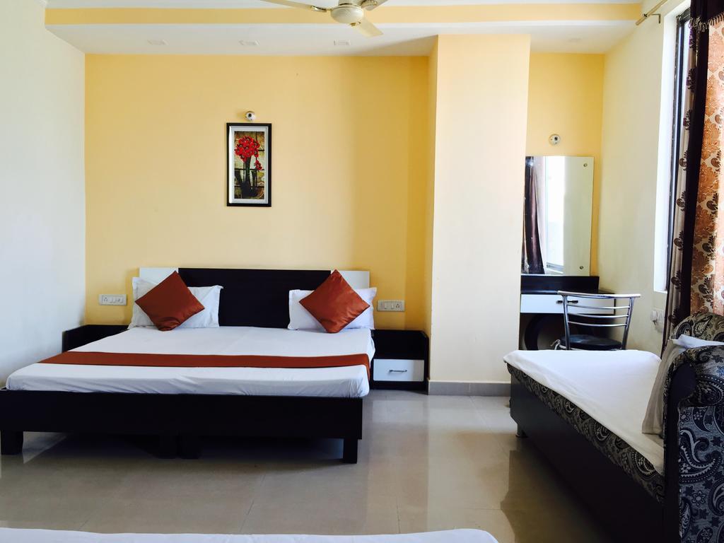 Sukhman International Near Railway Station Inn 4*