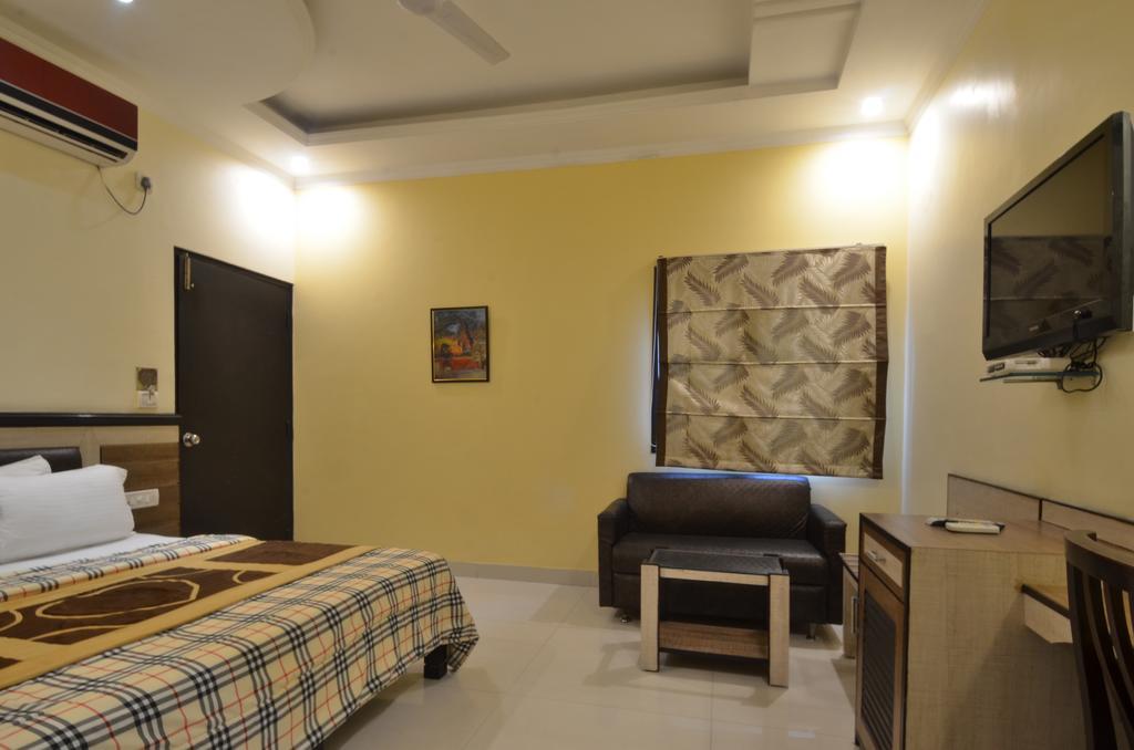 Hotel Sarovar Regency Amritsar