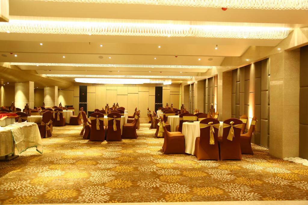 Hotel The Fern Residency 3*